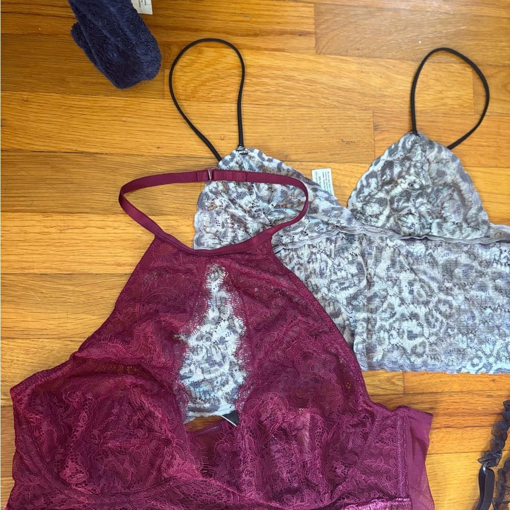 Woman’s intimate pajama set bralette bundle size XLARGE Victoria’s Secret - Picture 4 of 7
